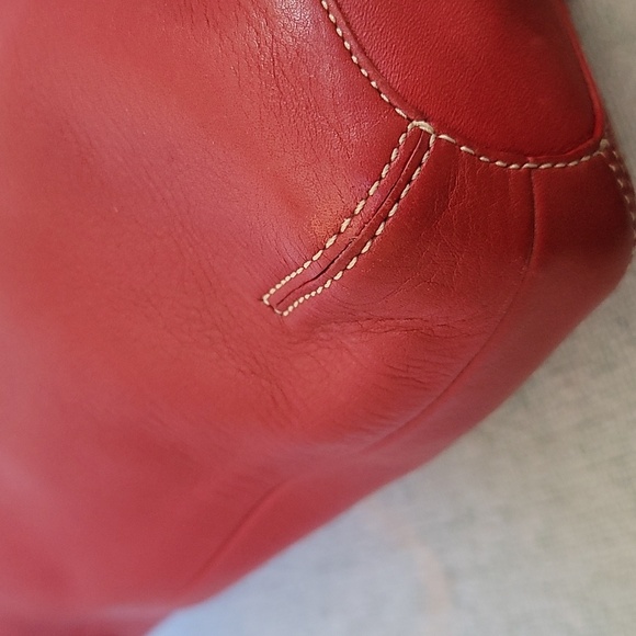 Coach Vintage red leather legacy crossbody messenger - Picture 5 of 16